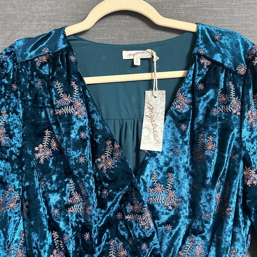 NEW Mystree Top M Teal Blue Pink Velvet Peplum Wrap Embroidered Balloon Cocktail - Picture 4 of 11